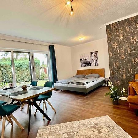 Studioappartement Mit Privatgarten In Ruhiger Wohnsiedlung Neumünster Exteriör bild