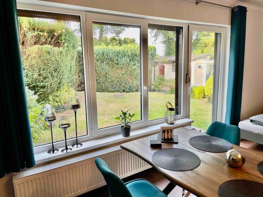 Studioappartement Mit Privatgarten In Ruhiger Wohnsiedlung Neumünster Exteriör bild